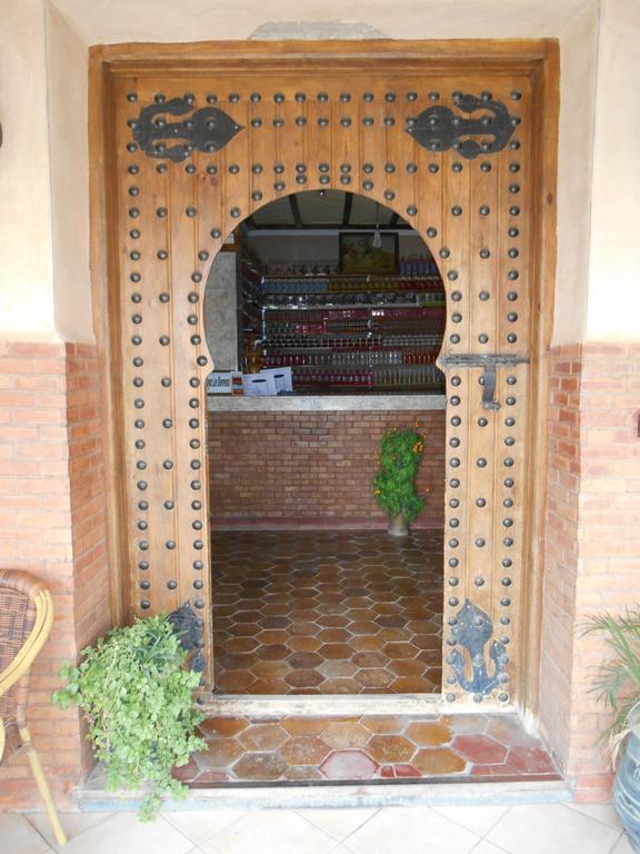 Hotel Kasbah Dardiafa Tourbiste Kelaat-M'Gouna Exterior foto